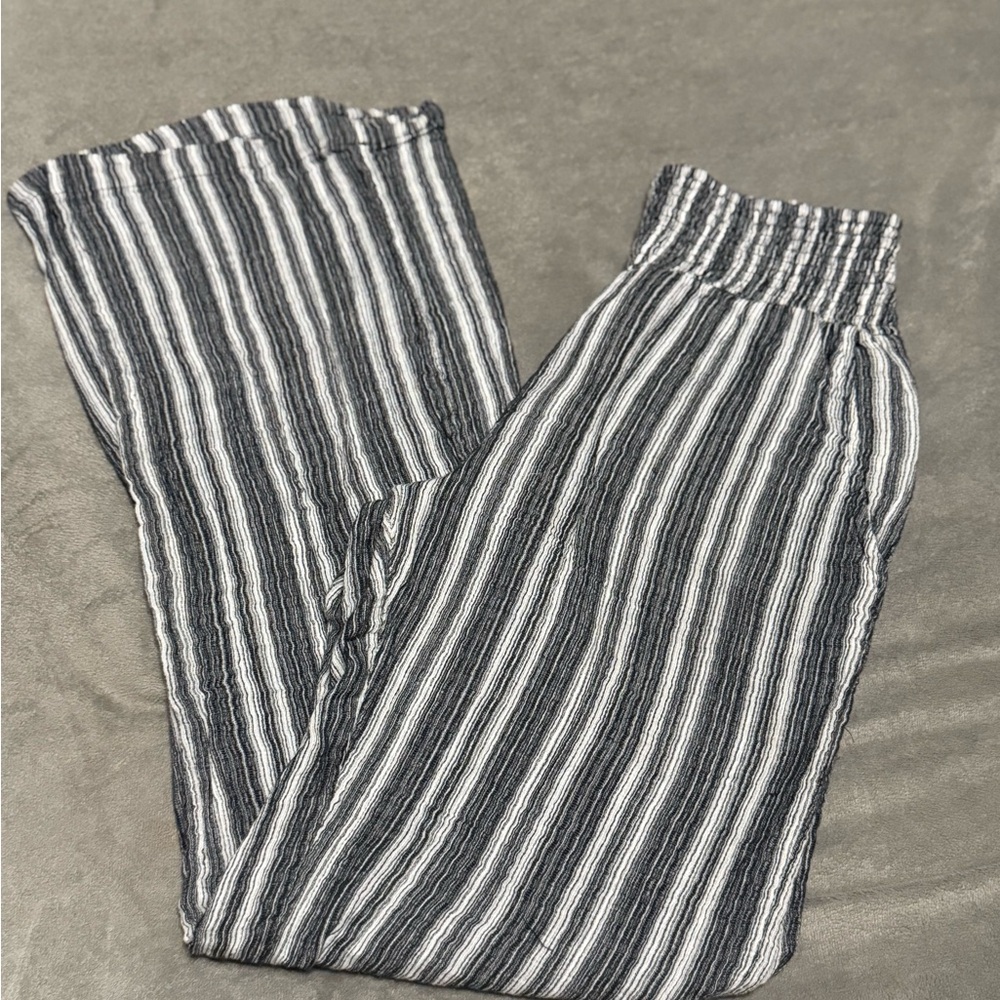 Billabong wide leg Striped Black/White Pants size L